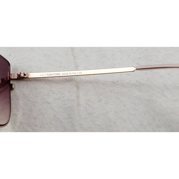 Tom Ford Jacquelyn-02 TF563 33Z Rose Gold Sunglasses w/ Case & Cloth - Picture 5 of 7